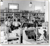 Hbc store, Temagami, Ontario, Bear Island, 1941 - HBCA 1987/363-T-9/100