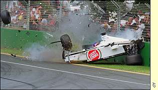 Jacques Villeneuve crashes at the Australian Grand Prix