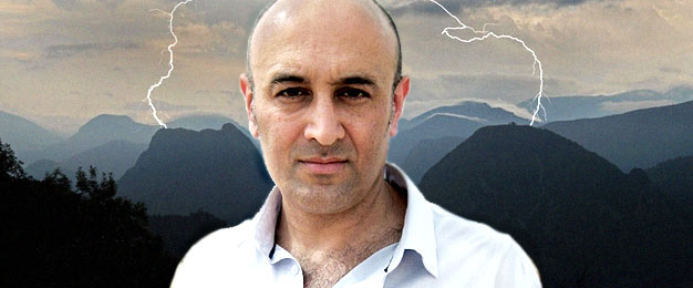 The Secret Life of Chaos (Prof Jim Al Khalili and mountains being struck by lightning)