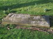 Tom Goulds grave