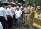 Dozens of diamonds found in streets after Mumbai bomb attacks