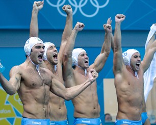 Italian players celebrate after securing their place in the final