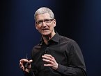 Geschäftsführer Tim Cook durfte am Mittwoch das "dünnste und leichteste Smartphone aus dem Hause Apple" vorstellen. Das iPhone 5, so der offizielle Name, wurde tatsächlich dünner, schneller und mit einem größeren Bildschirm ausgestattet. - APAweb/Jeff Chiu/AP/dapd