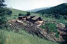 Figure 5. Home destroyed by the April 1998 El Nio-triggered Anzar Road landslide, 