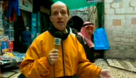 Marcos Uchôa em matéria sobre a situação econômica na Palestina. Frame de vídeo/TV Globo